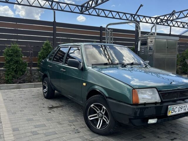 Зеленый ВАЗ 21099, объемом двигателя 1.5 л и пробегом 400 тыс. км за 1300 $, фото 1 на Automoto.ua