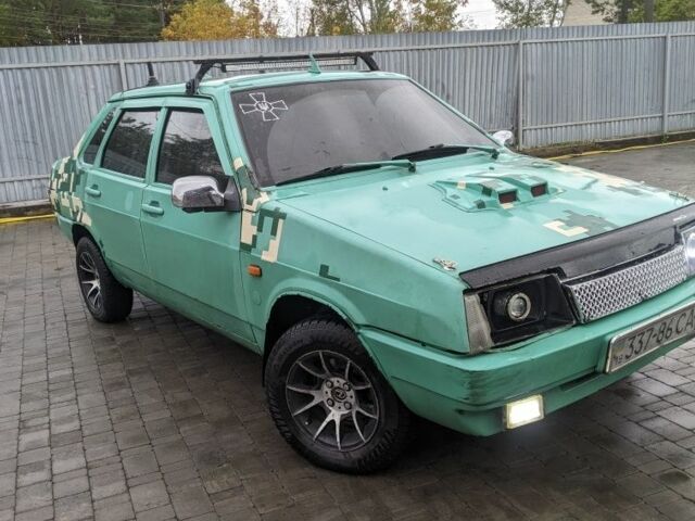 Зеленый ВАЗ 21099, объемом двигателя 1.5 л и пробегом 300 тыс. км за 850 $, фото 1 на Automoto.ua