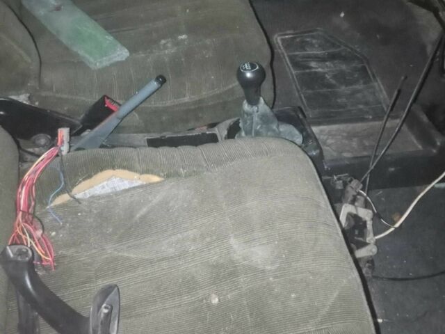 Зелений ВАЗ 21099, об'ємом двигуна 1.5 л та пробігом 100 тис. км за 355 $, фото 5 на Automoto.ua