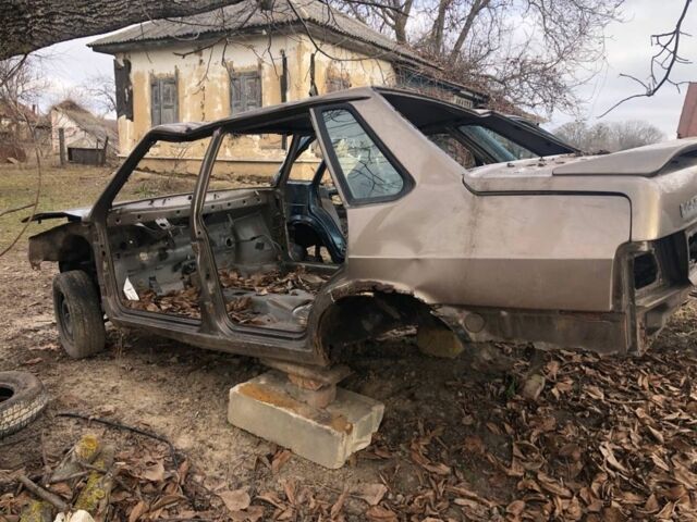 Зелений ВАЗ 21099, об'ємом двигуна 1.5 л та пробігом 185 тис. км за 190 $, фото 1 на Automoto.ua