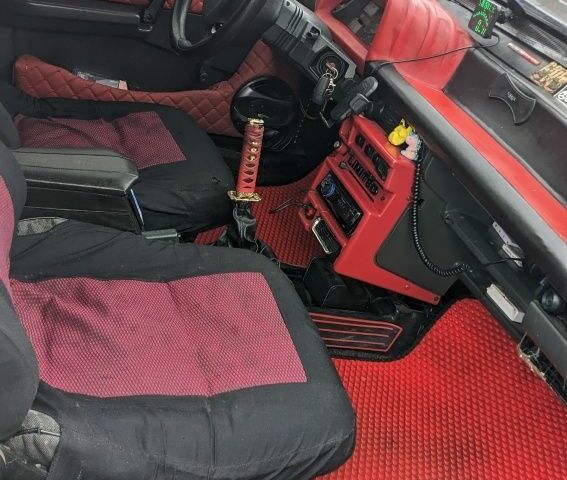 Зеленый ВАЗ 21099, объемом двигателя 1.5 л и пробегом 300 тыс. км за 850 $, фото 7 на Automoto.ua