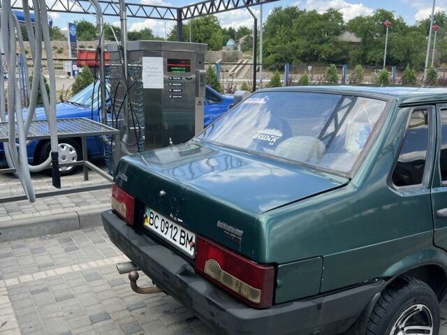 Зеленый ВАЗ 21099, объемом двигателя 1.5 л и пробегом 400 тыс. км за 1300 $, фото 3 на Automoto.ua