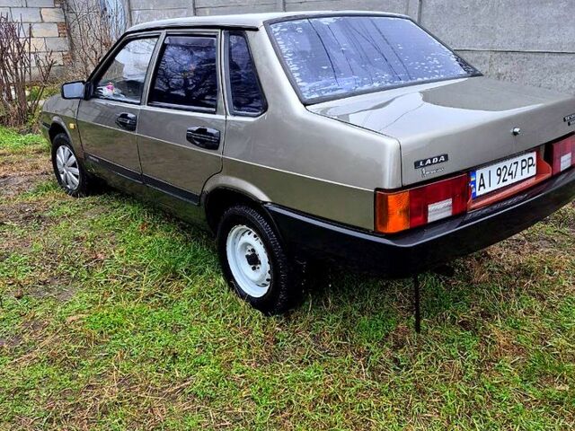 Зеленый ВАЗ 21099, объемом двигателя 1.5 л и пробегом 100 тыс. км за 1100 $, фото 2 на Automoto.ua