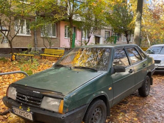 Зеленый ВАЗ 21099, объемом двигателя 1.5 л и пробегом 100 тыс. км за 1000 $, фото 4 на Automoto.ua