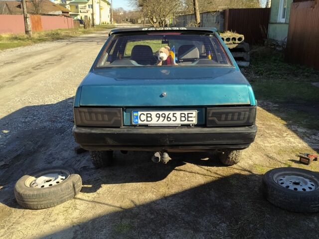 Зеленый ВАЗ 21099, объемом двигателя 1.5 л и пробегом 275 тыс. км за 1255 $, фото 3 на Automoto.ua