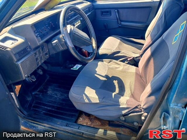 Зеленый ВАЗ 21099, объемом двигателя 15 л и пробегом 245 тыс. км за 670 $, фото 2 на Automoto.ua