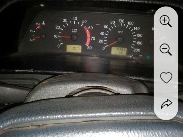Зелений ВАЗ 21099, об'ємом двигуна 1.5 л та пробігом 210 тис. км за 1950 $, фото 5 на Automoto.ua