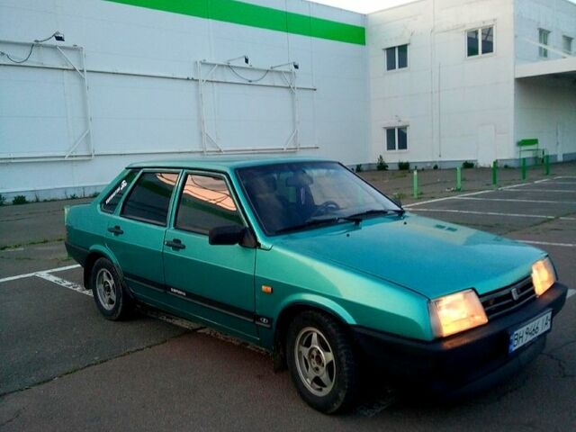 Зеленый ВАЗ 21099, объемом двигателя 1.5 л и пробегом 120 тыс. км за 1550 $, фото 1 на Automoto.ua