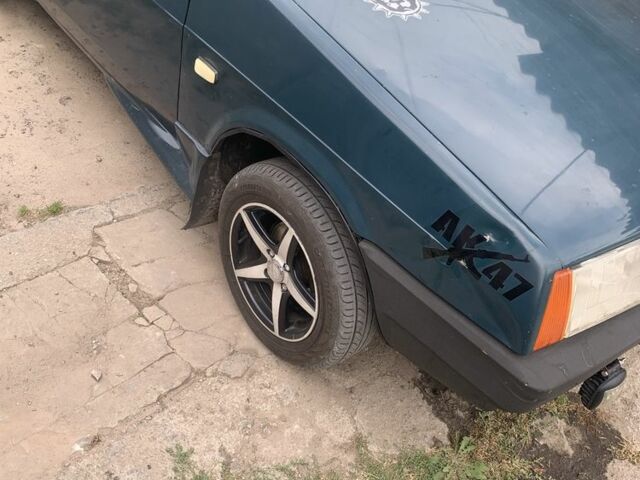 Зеленый ВАЗ 21099, объемом двигателя 1.5 л и пробегом 43 тыс. км за 1600 $, фото 1 на Automoto.ua