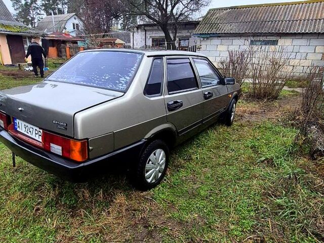 Зеленый ВАЗ 21099, объемом двигателя 1.5 л и пробегом 100 тыс. км за 1100 $, фото 3 на Automoto.ua