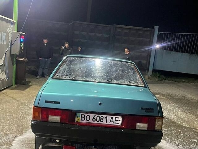 Зеленый ВАЗ 21099, объемом двигателя 1.5 л и пробегом 256 тыс. км за 750 $, фото 5 на Automoto.ua