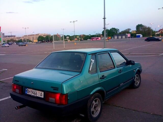 Зеленый ВАЗ 21099, объемом двигателя 1.5 л и пробегом 120 тыс. км за 1550 $, фото 2 на Automoto.ua