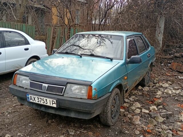 Зеленый ВАЗ 21099, объемом двигателя 0 л и пробегом 1000 тыс. км за 650 $, фото 1 на Automoto.ua