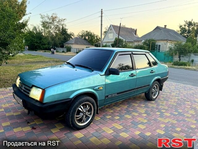 Зеленый ВАЗ 21099, объемом двигателя 1.5 л и пробегом 120 тыс. км за 1150 $, фото 3 на Automoto.ua