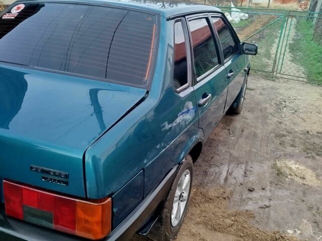 Зеленый ВАЗ 21099, объемом двигателя 1.5 л и пробегом 280 тыс. км за 600 $, фото 2 на Automoto.ua