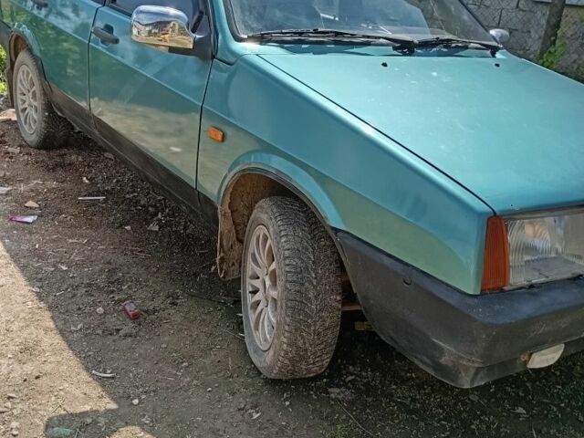 Зелений ВАЗ 21099, об'ємом двигуна 1.5 л та пробігом 200 тис. км за 900 $, фото 1 на Automoto.ua