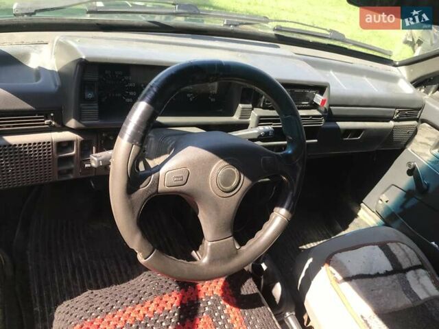 Зеленый ВАЗ 21099, объемом двигателя 1.5 л и пробегом 322 тыс. км за 1500 $, фото 4 на Automoto.ua