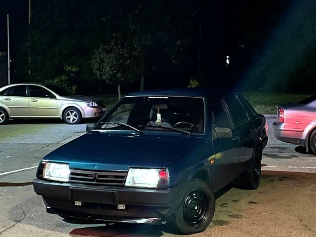 Зелений ВАЗ 21099, об'ємом двигуна 1.5 л та пробігом 300 тис. км за 1500 $, фото 9 на Automoto.ua