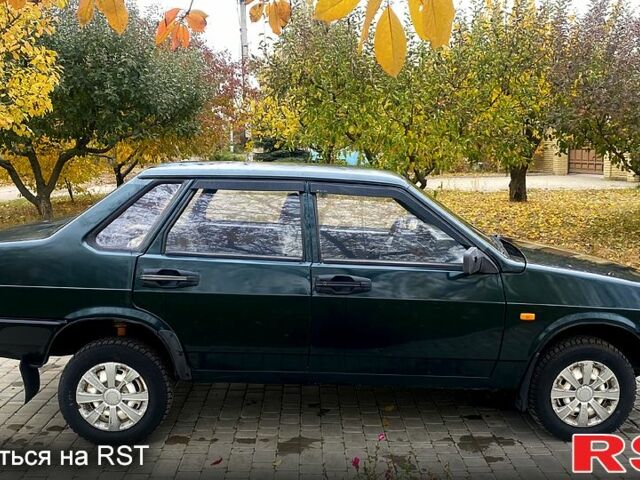 Зеленый ВАЗ 21099, объемом двигателя 1.5 л и пробегом 0 тыс. км за 700 $, фото 3 на Automoto.ua