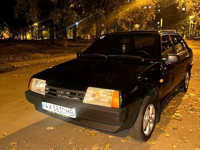 Зелений ВАЗ 21099, об'ємом двигуна 1.5 л та пробігом 355 тис. км за 1900 $, фото 2 на Automoto.ua