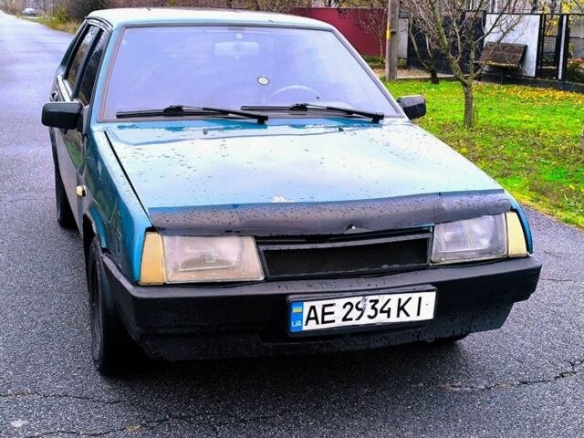 Зеленый ВАЗ 21099, объемом двигателя 1.5 л и пробегом 300 тыс. км за 833 $, фото 1 на Automoto.ua