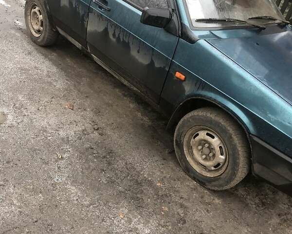 Зеленый ВАЗ 21099, объемом двигателя 0 л и пробегом 235 тыс. км за 1350 $, фото 3 на Automoto.ua