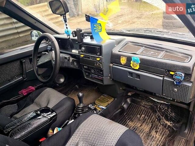 Зеленый ВАЗ 21099, объемом двигателя 1.5 л и пробегом 368 тыс. км за 1180 $, фото 2 на Automoto.ua