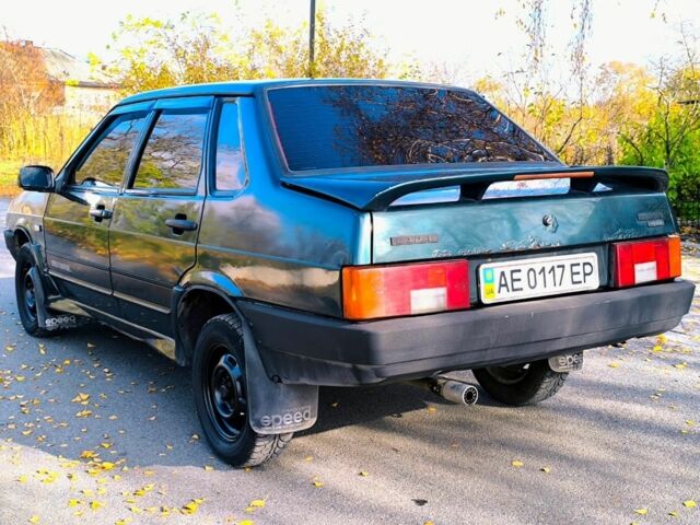 Зеленый ВАЗ 21099, объемом двигателя 1.5 л и пробегом 200 тыс. км за 950 $, фото 3 на Automoto.ua