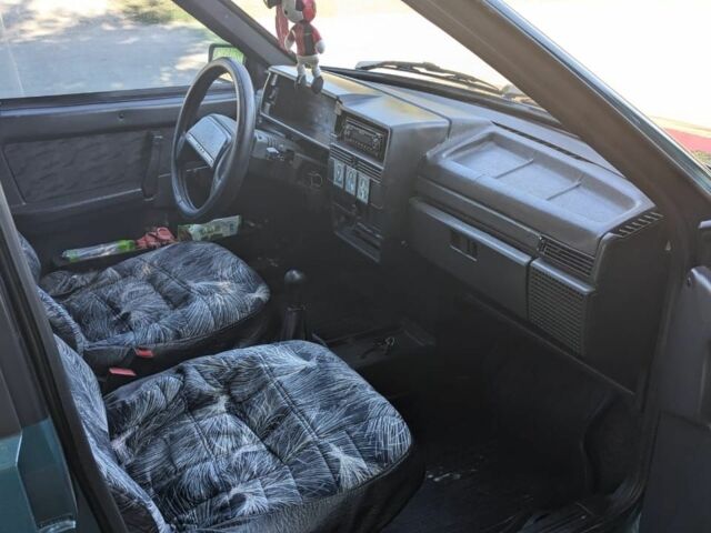 Зеленый ВАЗ 21099, объемом двигателя 1.5 л и пробегом 75 тыс. км за 2599 $, фото 2 на Automoto.ua