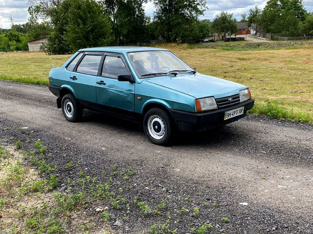 Зеленый ВАЗ 21099, объемом двигателя 1.5 л и пробегом 240 тыс. км за 1100 $, фото 5 на Automoto.ua