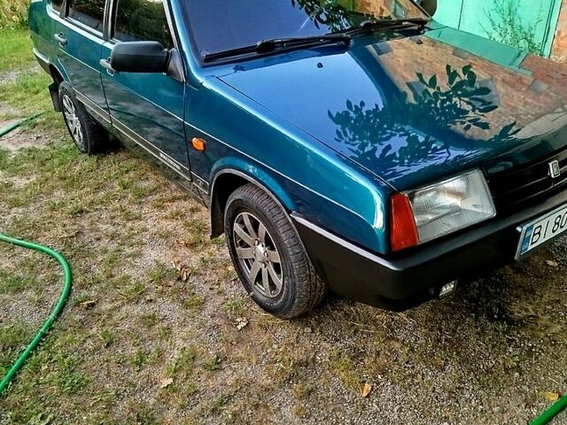 Зеленый ВАЗ 21099, объемом двигателя 1.5 л и пробегом 600 тыс. км за 2800 $, фото 4 на Automoto.ua