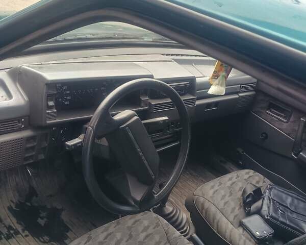 Зеленый ВАЗ 21099, объемом двигателя 1.5 л и пробегом 230 тыс. км за 1100 $, фото 4 на Automoto.ua