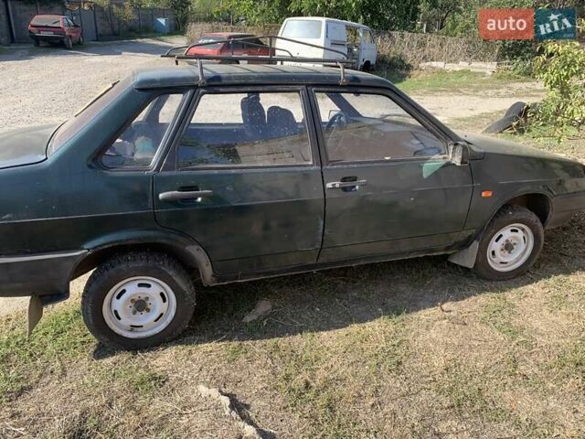 Зеленый ВАЗ 21099, объемом двигателя 1.5 л и пробегом 145 тыс. км за 1000 $, фото 1 на Automoto.ua