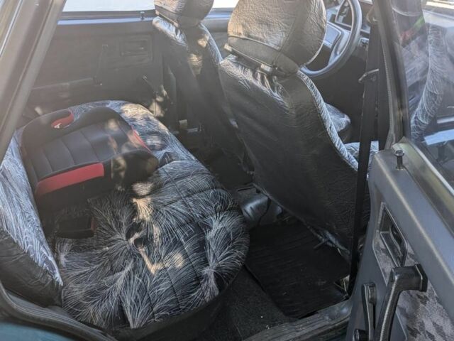 Зеленый ВАЗ 21099, объемом двигателя 1.5 л и пробегом 75 тыс. км за 2599 $, фото 6 на Automoto.ua