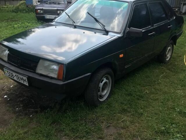 ВАЗ 21099 2002 в Чернигове на Automoto.ua Зеленый ВАЗ 21099, объемом двигателя 1.5 л и пробегом 167 тыс. км за 595 $, фото 3 на Automoto.ua