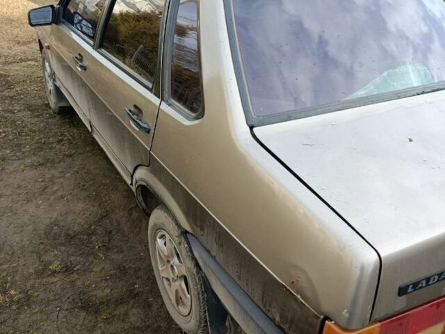 Зеленый ВАЗ 21099, объемом двигателя 1.5 л и пробегом 399 тыс. км за 470 $, фото 1 на Automoto.ua