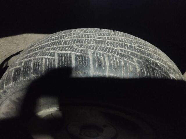 Зеленый ВАЗ 21099, объемом двигателя 1.5 л и пробегом 300 тыс. км за 750 $, фото 4 на Automoto.ua