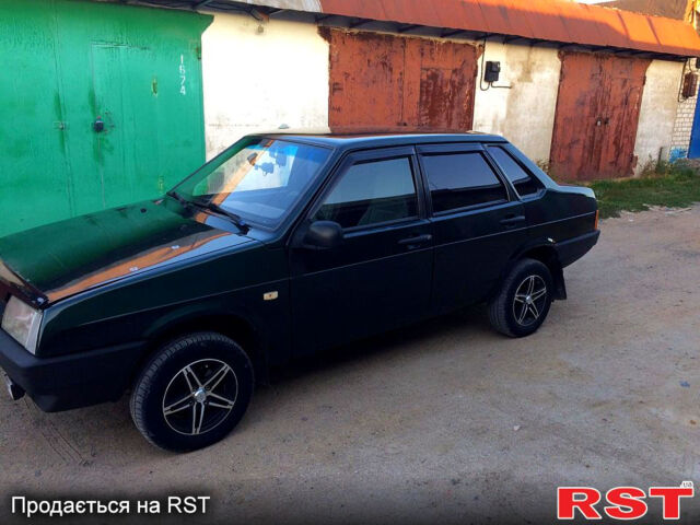 Зеленый ВАЗ 21099, объемом двигателя 1.5 л и пробегом 310 тыс. км за 2500 $, фото 9 на Automoto.ua