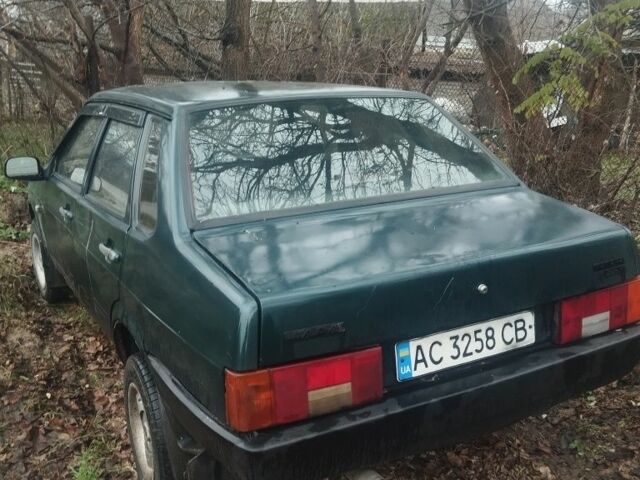 Зеленый ВАЗ 21099, объемом двигателя 1.5 л и пробегом 300 тыс. км за 750 $, фото 3 на Automoto.ua