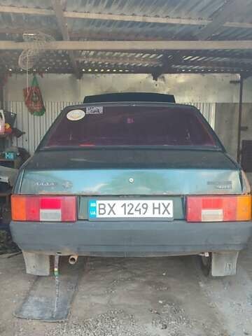 Зеленый ВАЗ 21099, объемом двигателя 1.5 л и пробегом 250 тыс. км за 1100 $, фото 3 на Automoto.ua