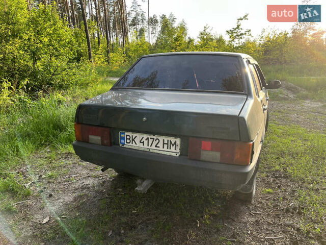 Зеленый ВАЗ 21099, объемом двигателя 1.5 л и пробегом 220 тыс. км за 1100 $, фото 3 на Automoto.ua