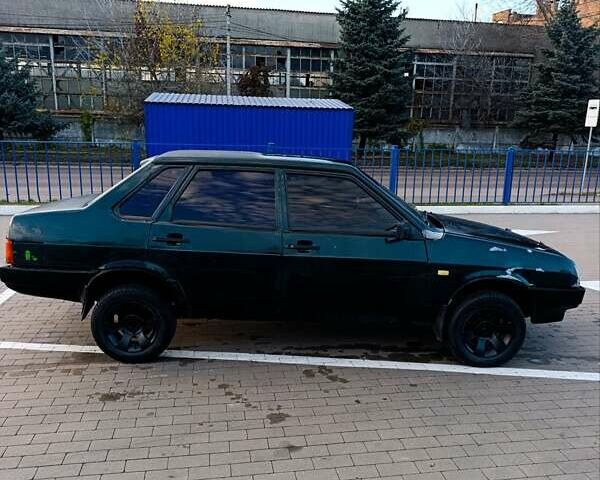 Зеленый ВАЗ 21099, объемом двигателя 1.6 л и пробегом 77 тыс. км за 1100 $, фото 4 на Automoto.ua