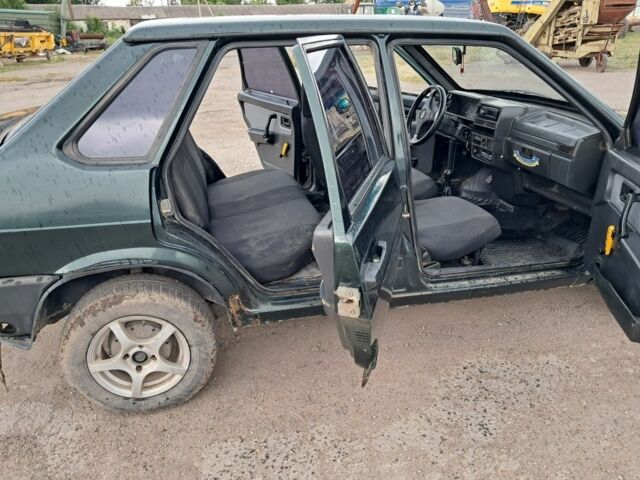 Зелений ВАЗ 21099, об'ємом двигуна 1.5 л та пробігом 240 тис. км за 1100 $, фото 5 на Automoto.ua