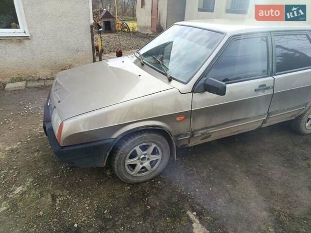 Зеленый ВАЗ 21099, объемом двигателя 1.5 л и пробегом 399 тыс. км за 470 $, фото 2 на Automoto.ua