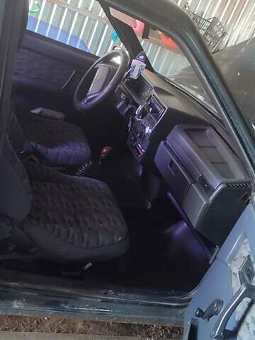 Зеленый ВАЗ 21099, объемом двигателя 1.5 л и пробегом 250 тыс. км за 1100 $, фото 4 на Automoto.ua