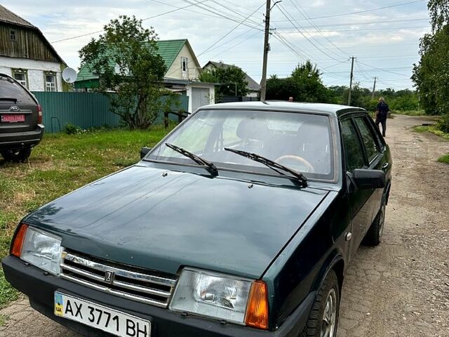 Зеленый ВАЗ 21099, объемом двигателя 1.5 л и пробегом 45 тыс. км за 1150 $, фото 2 на Automoto.ua