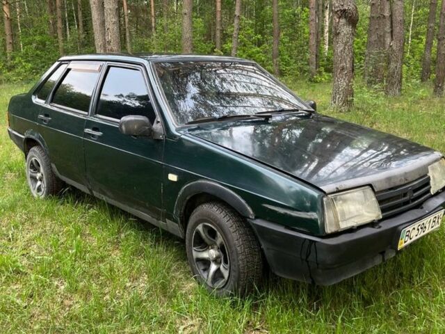 Зеленый ВАЗ 21099, объемом двигателя 1.5 л и пробегом 202 тыс. км за 1100 $, фото 1 на Automoto.ua