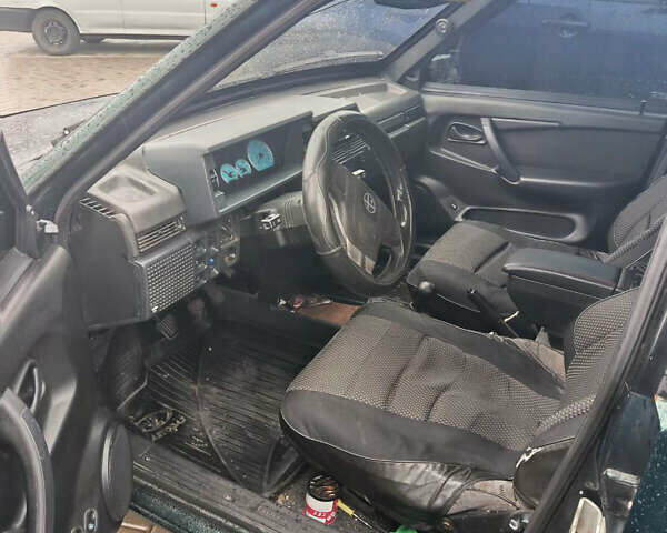 Зелений ВАЗ 21099, об'ємом двигуна 1.5 л та пробігом 90 тис. км за 1550 $, фото 4 на Automoto.ua