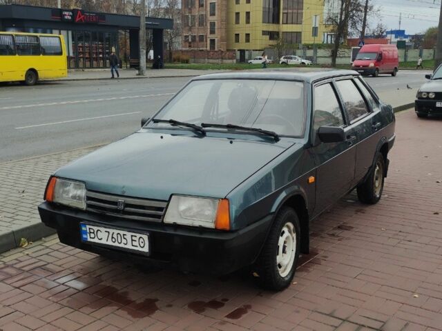 Зеленый ВАЗ 21099, объемом двигателя 1.5 л и пробегом 355 тыс. км за 1500 $, фото 5 на Automoto.ua