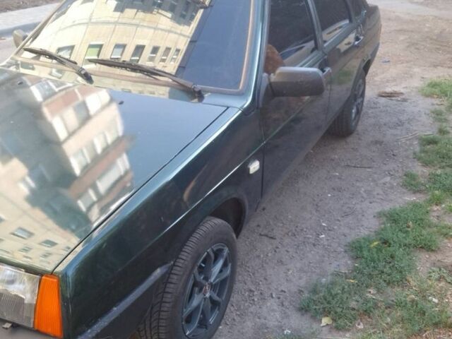 Зеленый ВАЗ 21099, объемом двигателя 1.5 л и пробегом 160 тыс. км за 1350 $, фото 2 на Automoto.ua